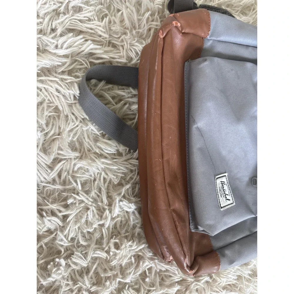 Herschel Supply Co Heritage Backpack Grey‎ Brown Faux Leather Trim 17 inch